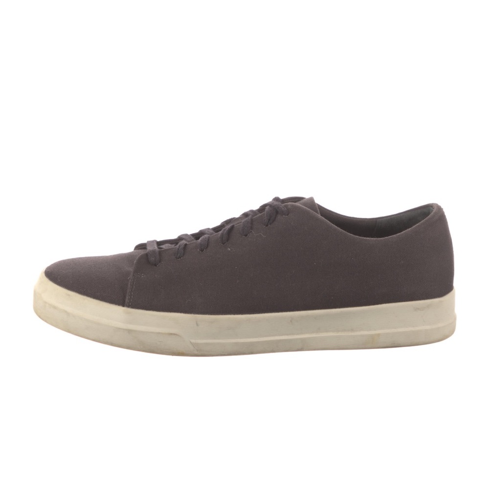 Vince Canvas Low Top Sneakers